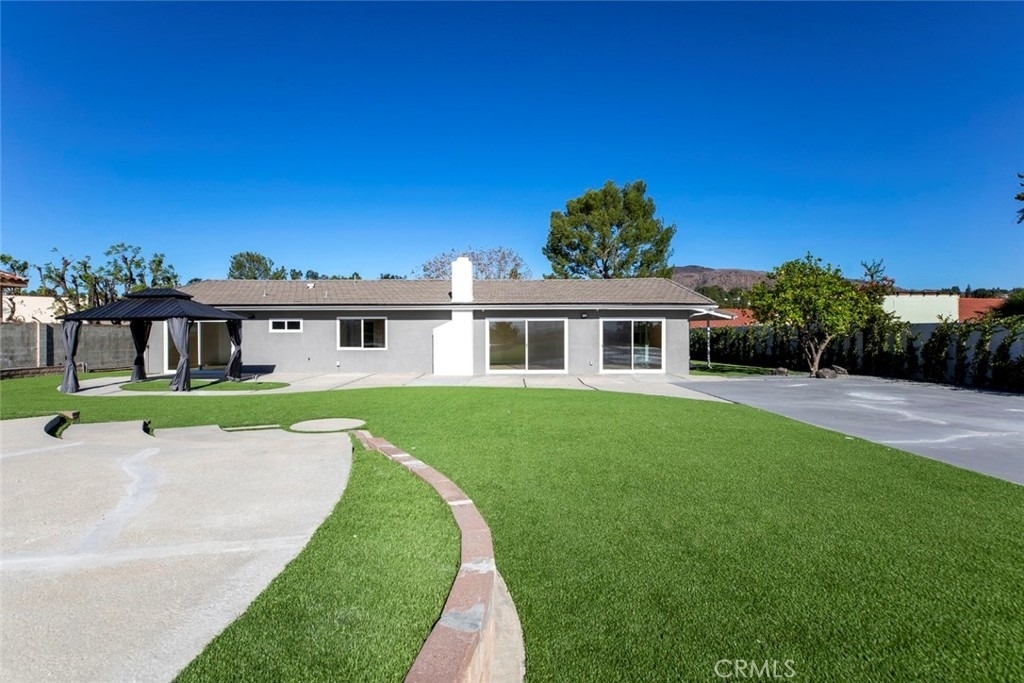 11542 Encino Avenue - Photo 46
