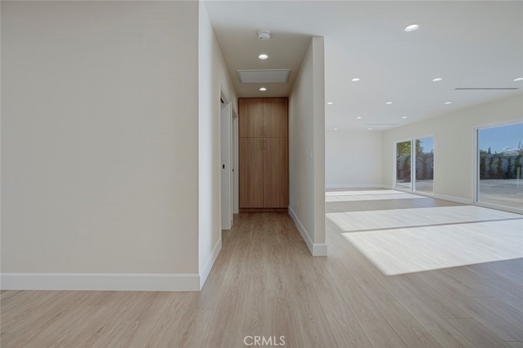 11542 Encino Avenue - Photo 6