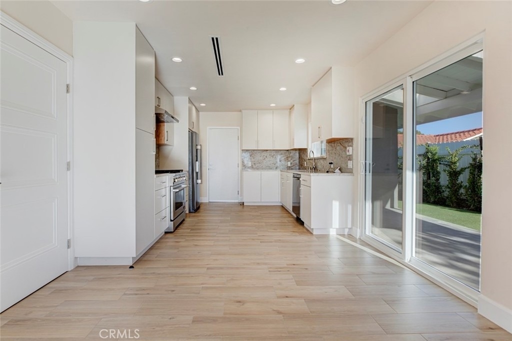11542 Encino Avenue - Photo 12