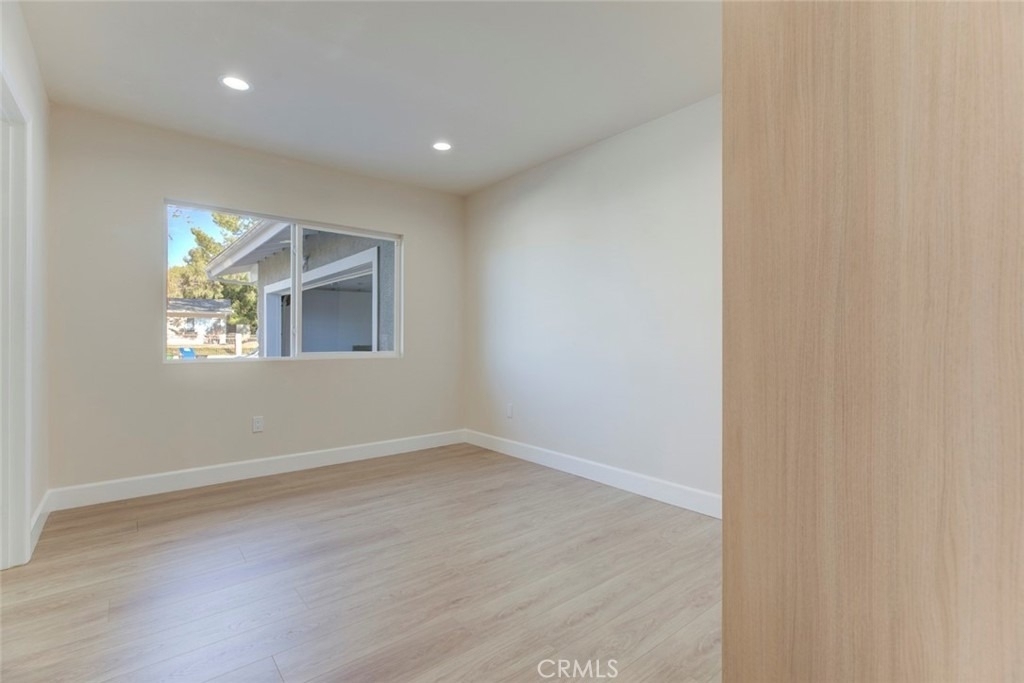 11542 Encino Avenue - Photo 18