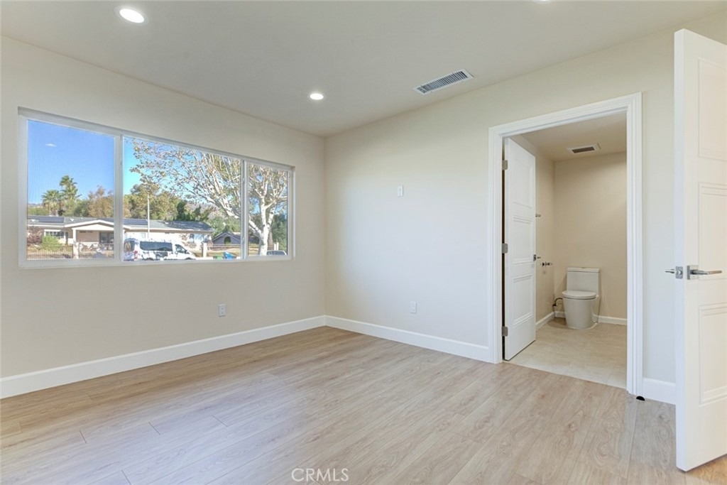 11542 Encino Avenue - Photo 32