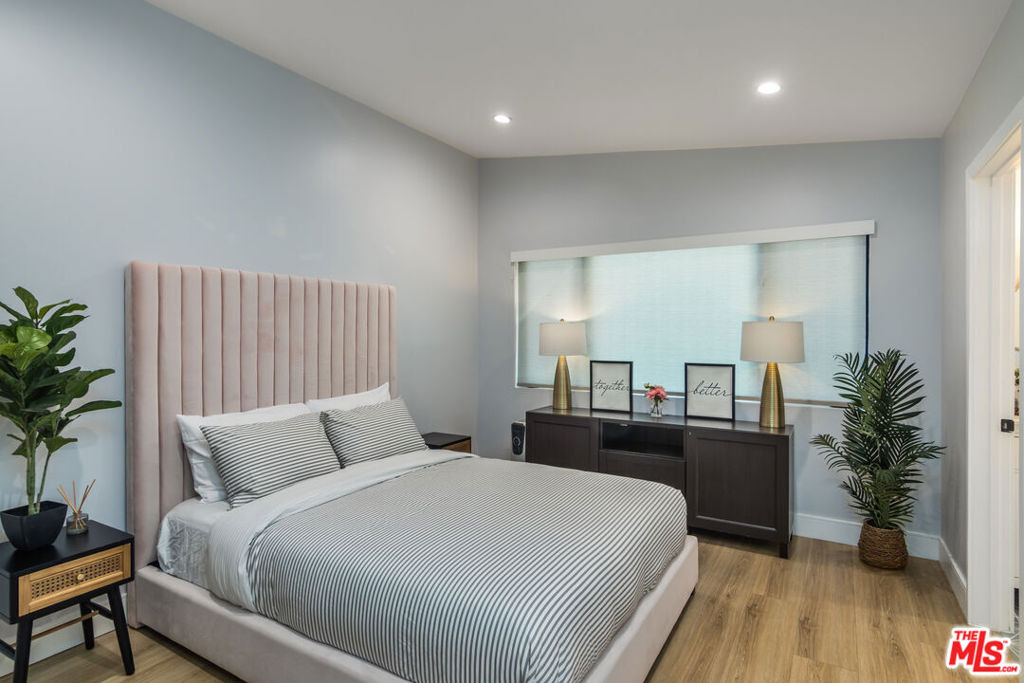 4821 Heaven Avenue - Photo 17