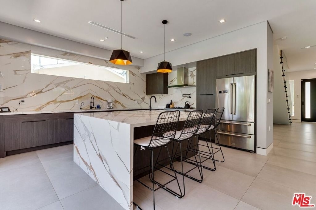 18015 Martha Street - Photo 14