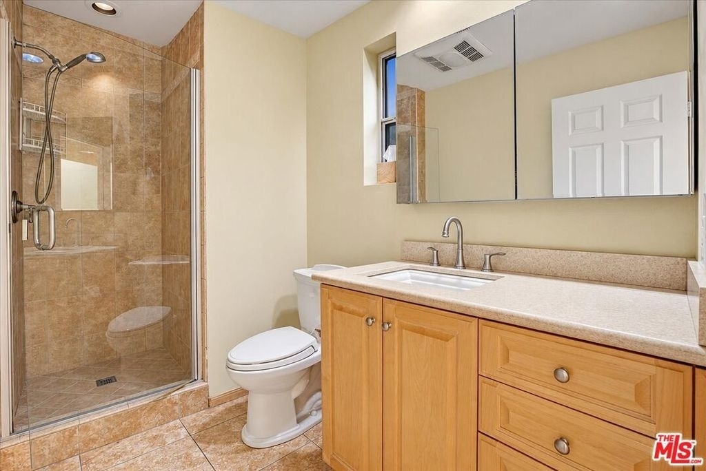 5352 Zelzah Avenue - Photo 35