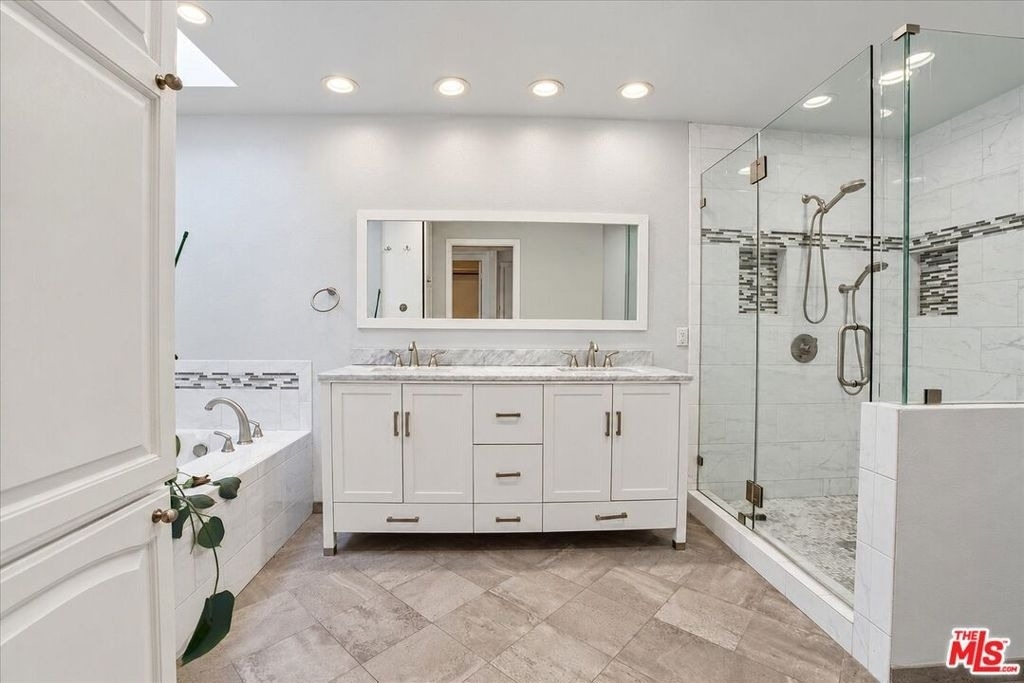 5352 Zelzah Avenue - Photo 18