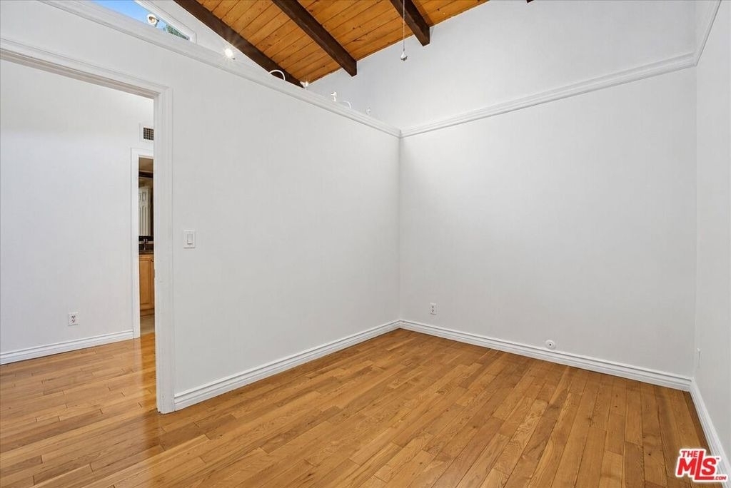 5352 Zelzah Avenue - Photo 26