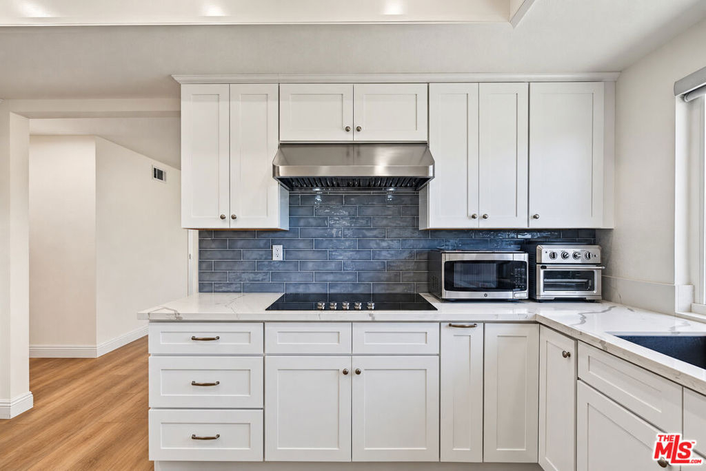 2044 Foothill Drive - Photo 14