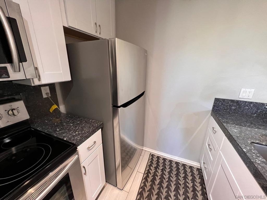 6192 Agee St - Photo 8