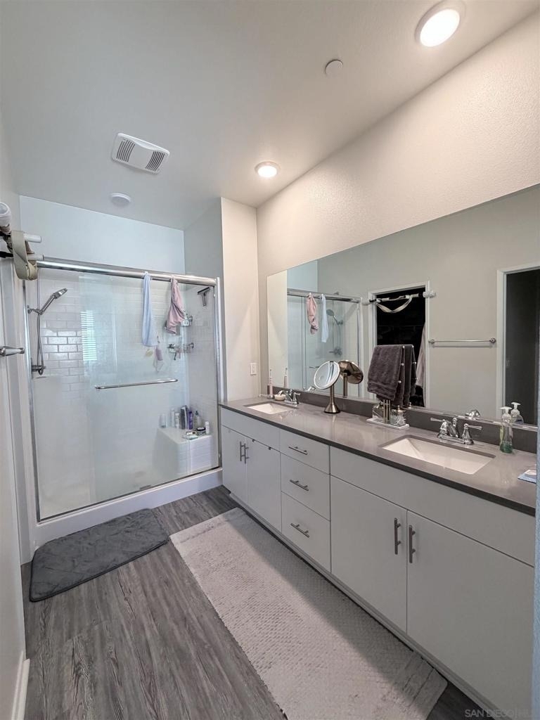 5203 Beachfront Cove - Photo 9