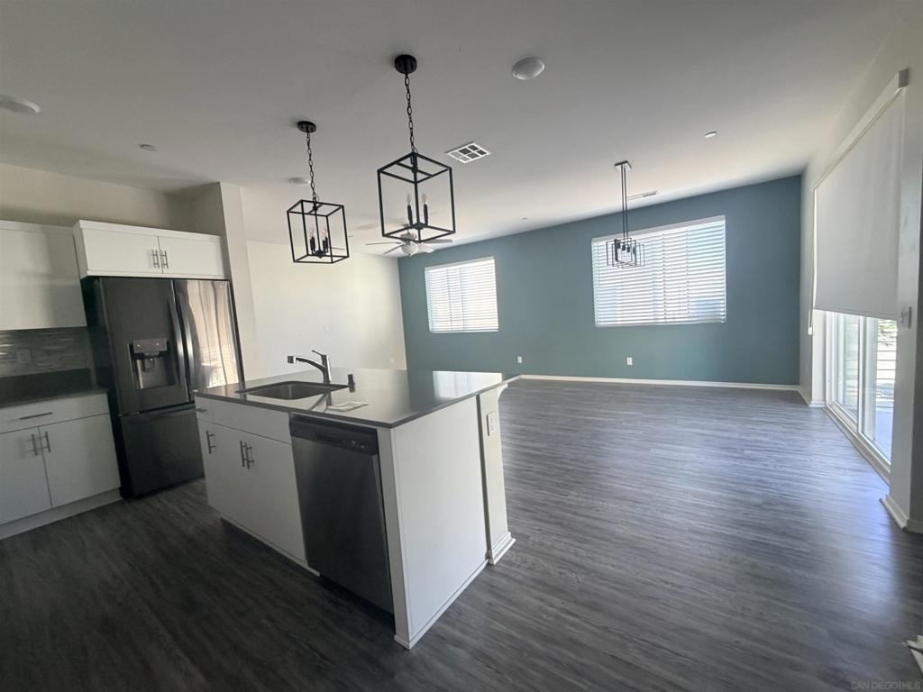 5203 Beachfront Cove - Photo 16