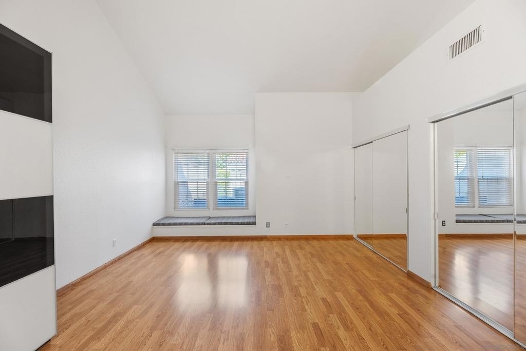 15961 Avenida Villaha - Photo 18