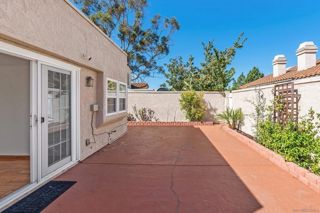 15961 Avenida Villaha - Photo 25