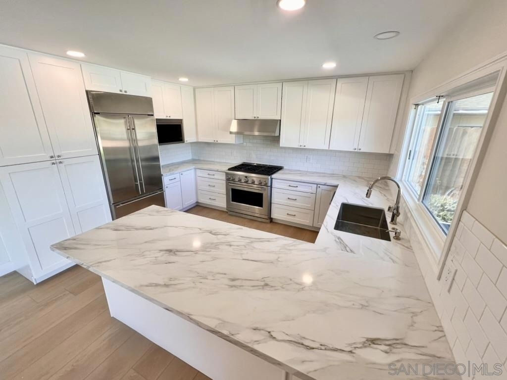 1044 Nolbey Street - Photo 4
