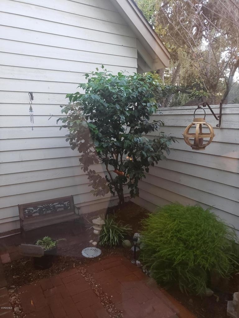 280 Casanova Street - Photo 19