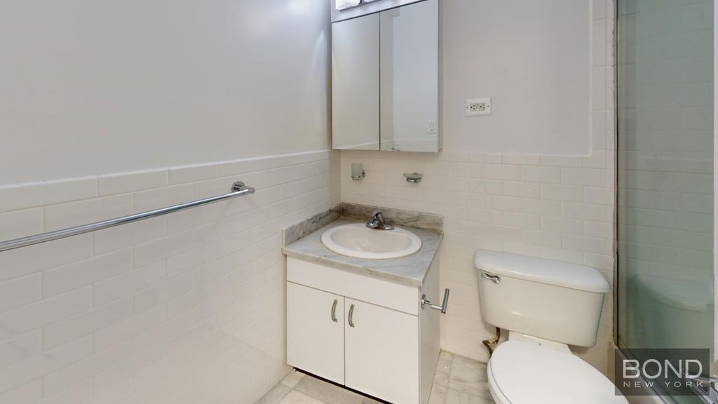 West 73rd Street - Photo 4