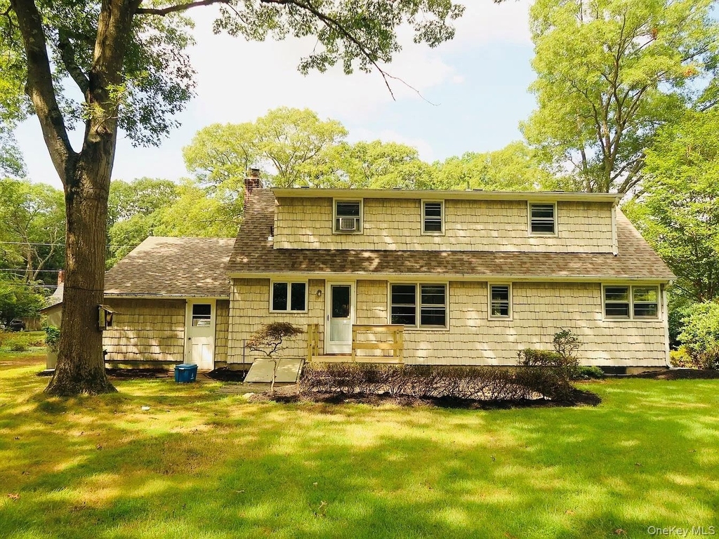 63 Hunter Avenue - Photo 2