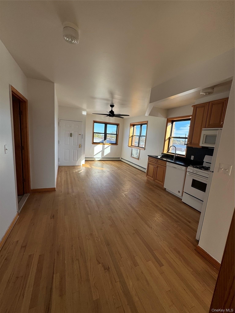 7112 66 Dr - Photo 0