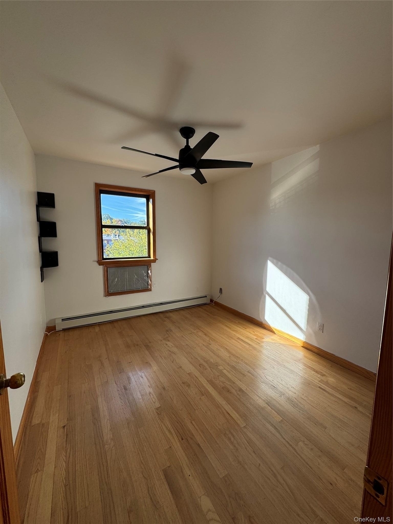 7112 66 Dr - Photo 2