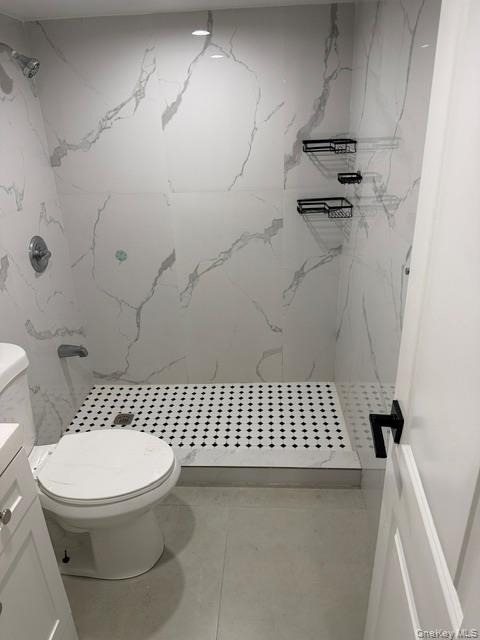 345 Walton Street - Photo 8