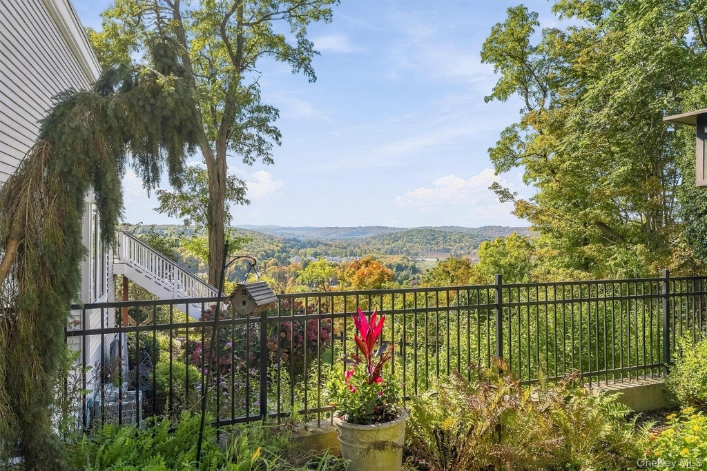 76 Heritage Hills - Photo 2