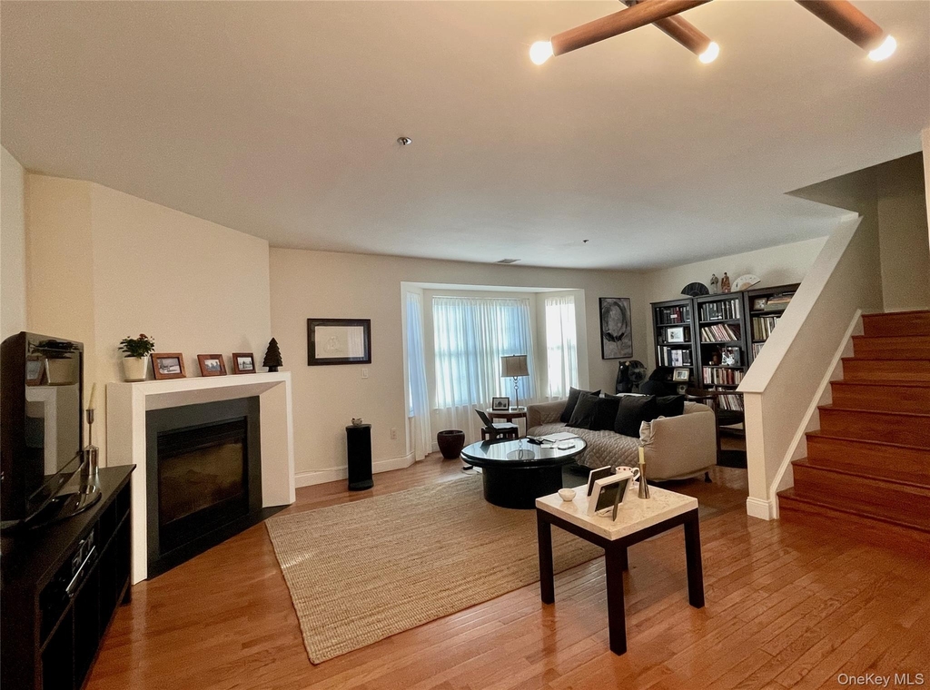 1804 Dorset Drive - Photo 4