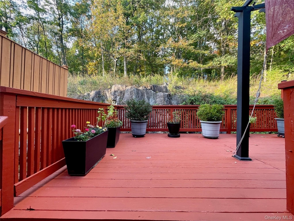1804 Dorset Drive - Photo 9