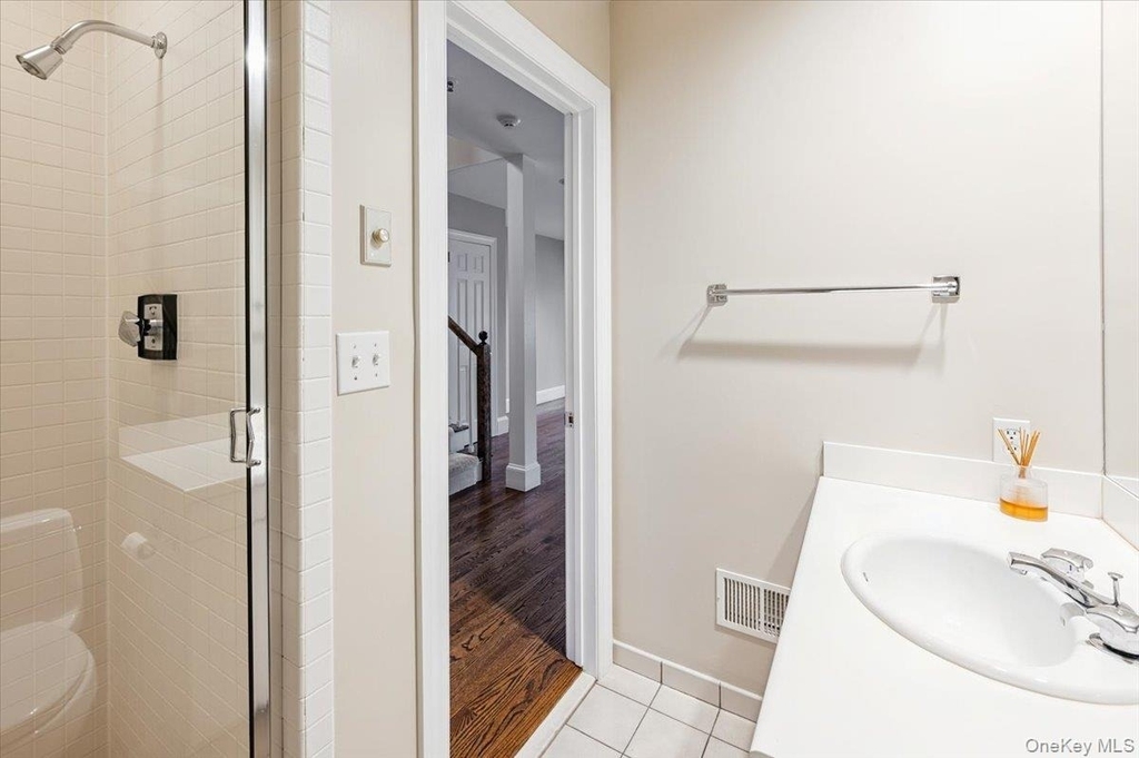 10 Old Jackson Avenue - Photo 34