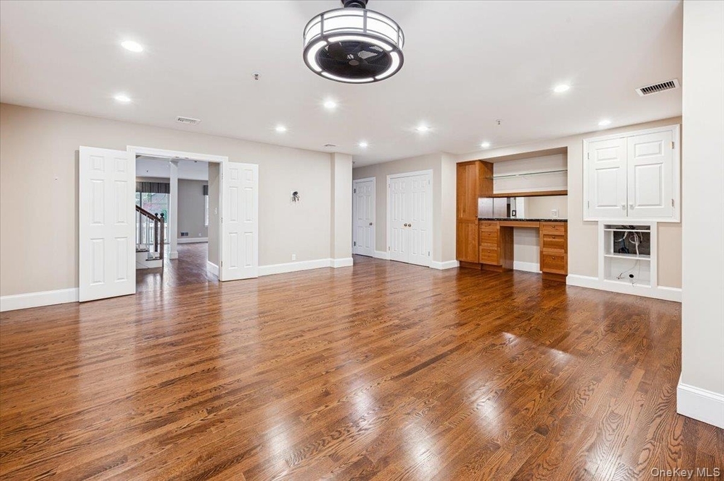 10 Old Jackson Avenue - Photo 31
