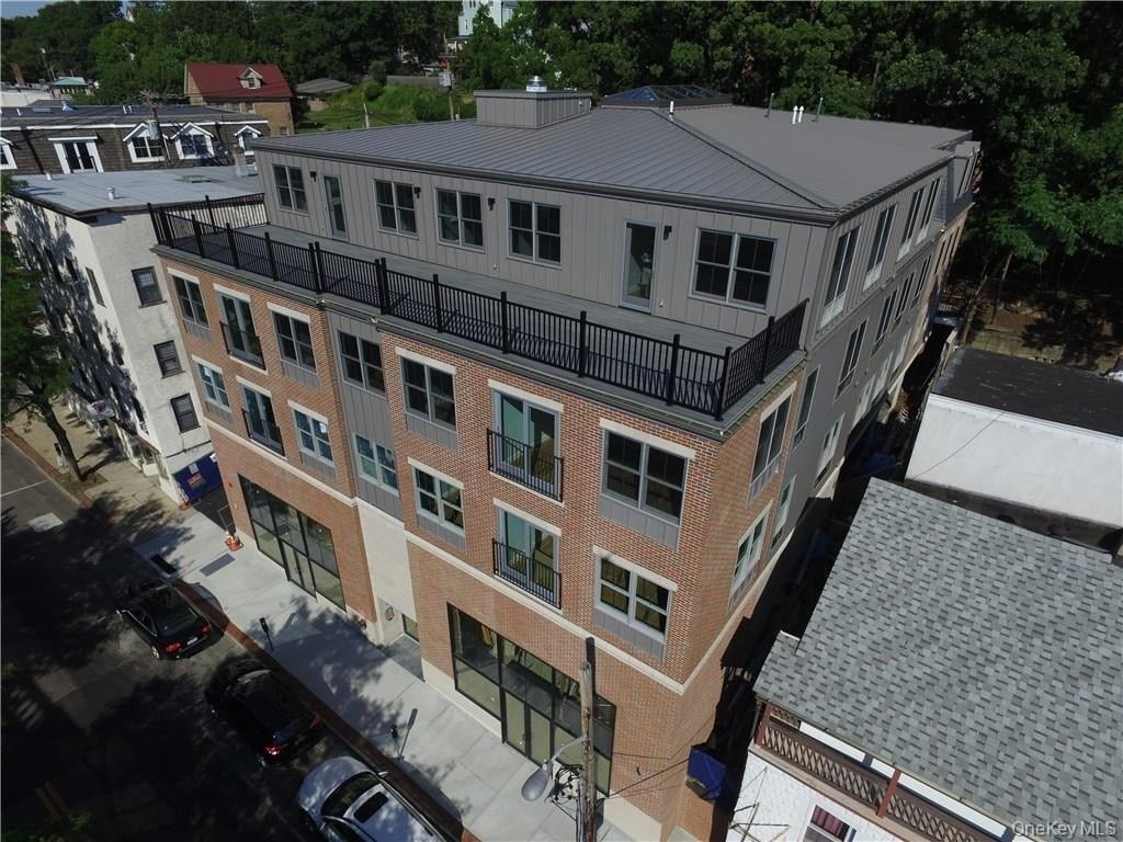 66 Main Street - Photo 15