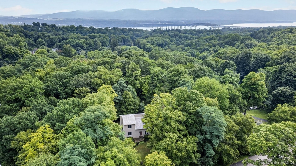 305 Oak Lane - Photo 3