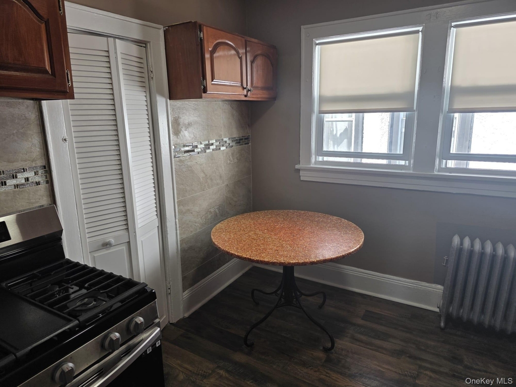 420 Bedford Avenue - Photo 7
