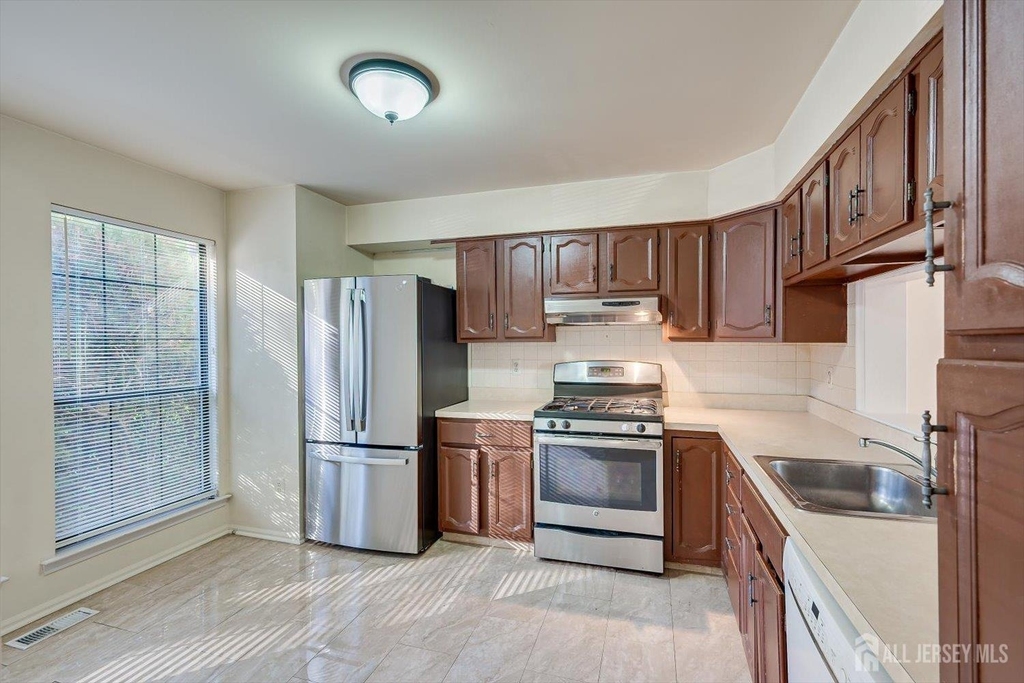 1402 Timber Oaks Road - Photo 18