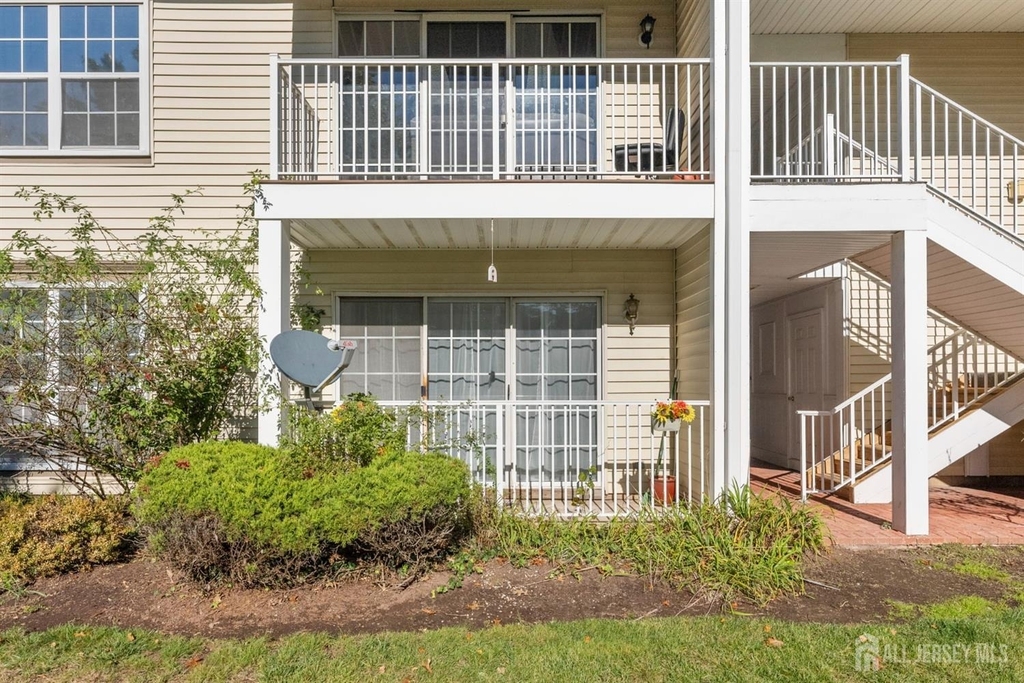 85 Caitlin Court - Photo 24