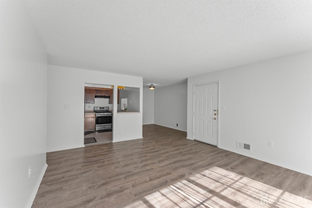 85 Caitlin Court - Photo 5