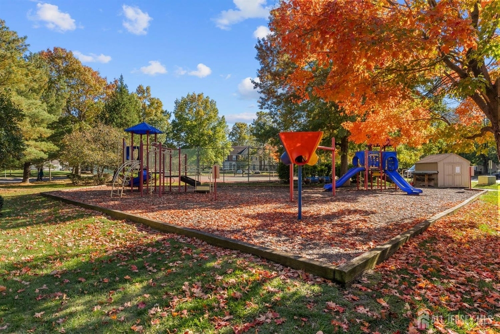 85 Caitlin Court - Photo 20