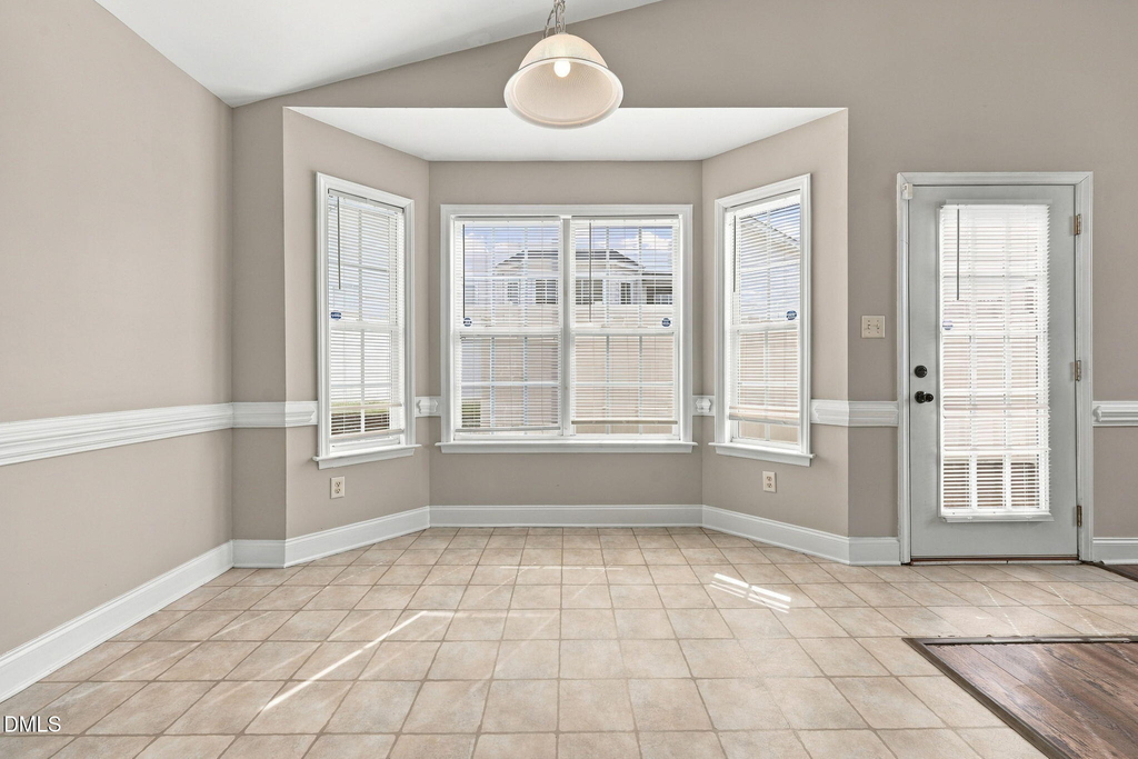 178 Ariel Street - Photo 5