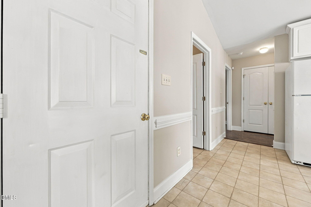 178 Ariel Street - Photo 4