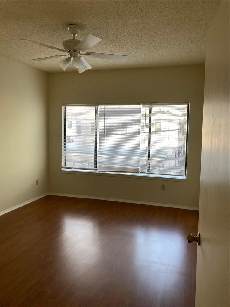806 W 24th St - Photo 5