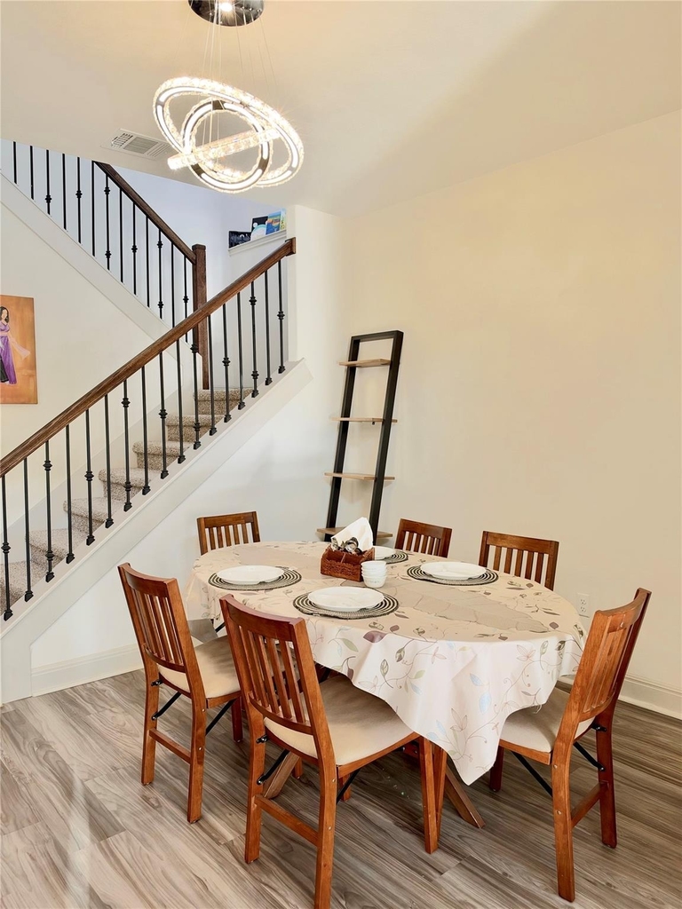 17824 Bassano Ave - Photo 8