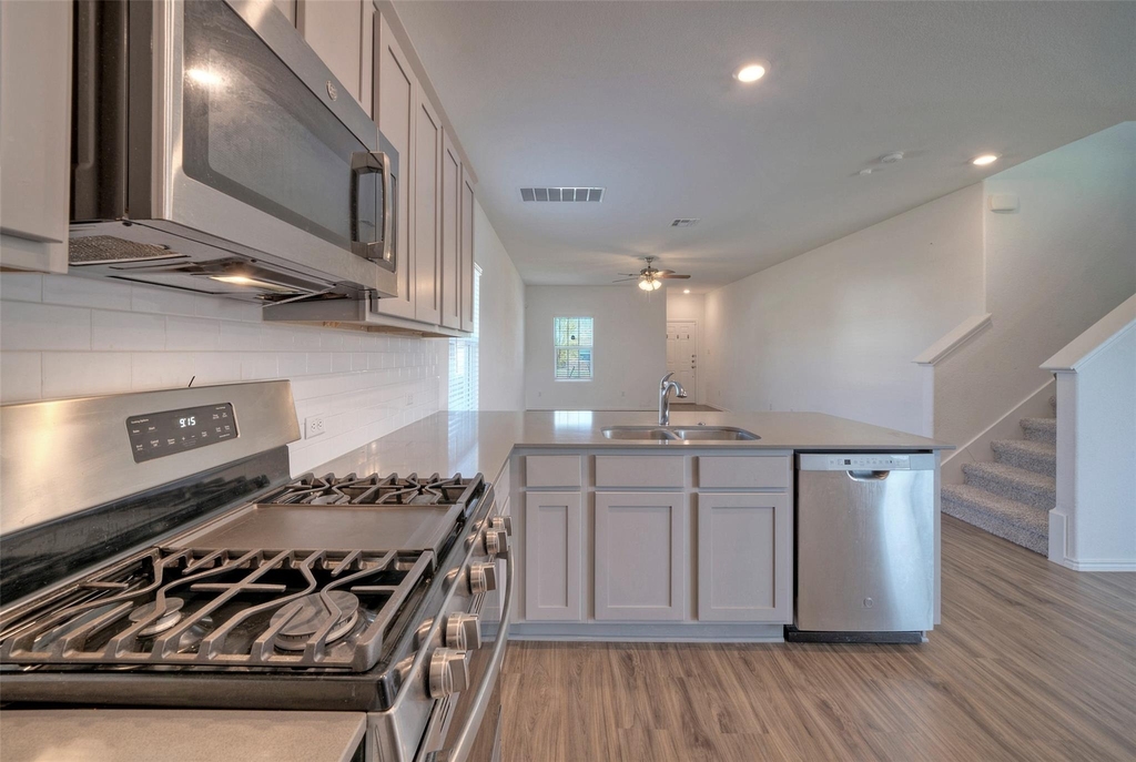 3201 Ancira Pl - Photo 14