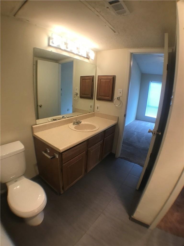 806 W 24th St - Photo 6