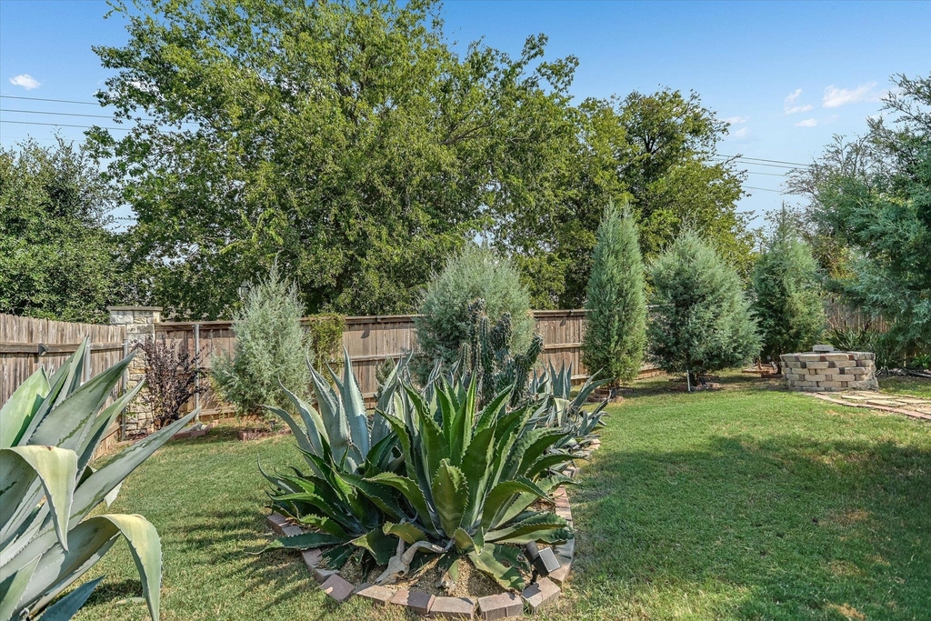 7605 Peccary Dr - Photo 18