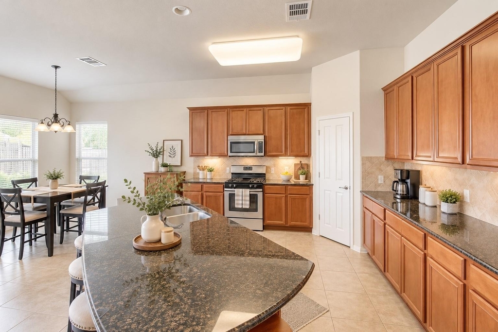 203 Mountain Laurel Way - Photo 3