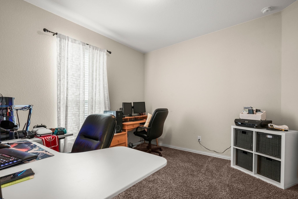 156 Plantain Dr - Photo 14