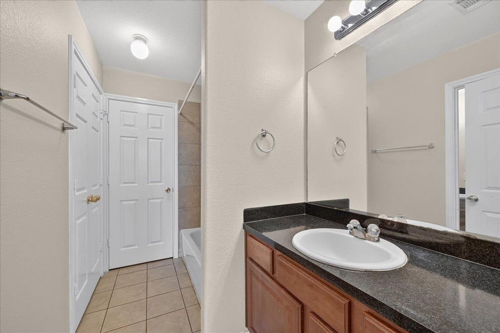 1408 Bergin Ct - Photo 11