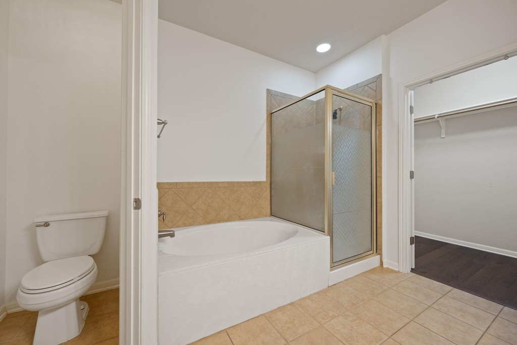 7901 Southwest Pkwy - Photo 20
