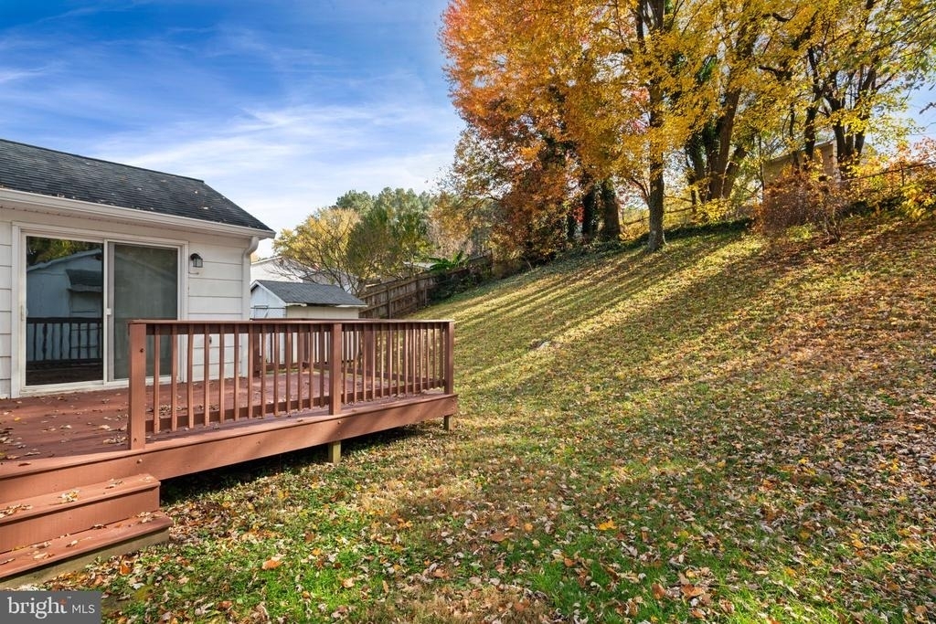 4421 Kenwood Drive - Photo 36