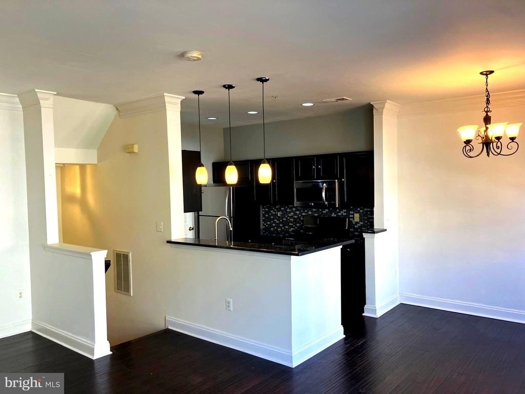 21184 Domain Terrace - Photo 2