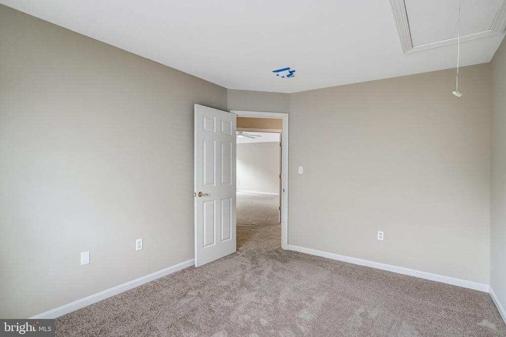 20391 Tilberg Street - Photo 36