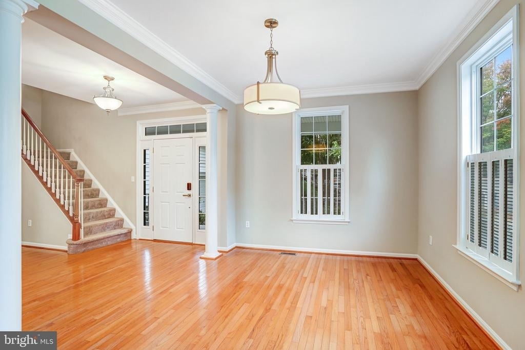20391 Tilberg Street - Photo 6